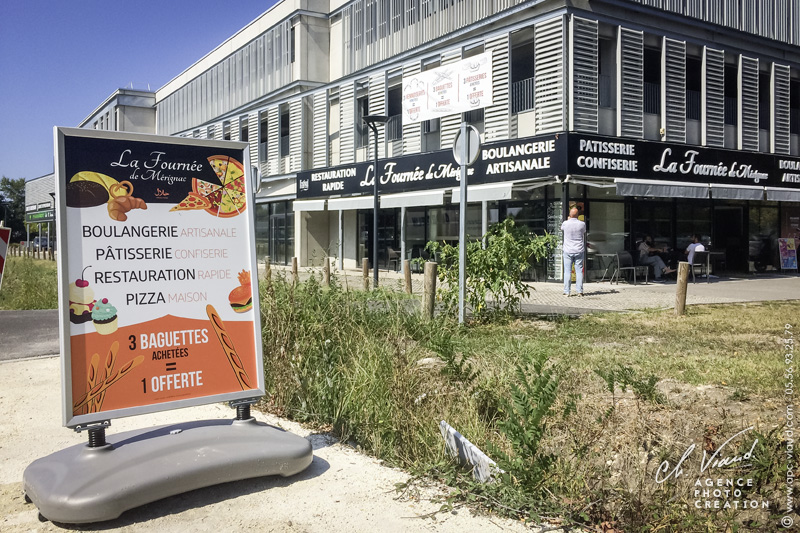 Création et impression d'un stop trottoir et d'enseigne pour une boulangerie